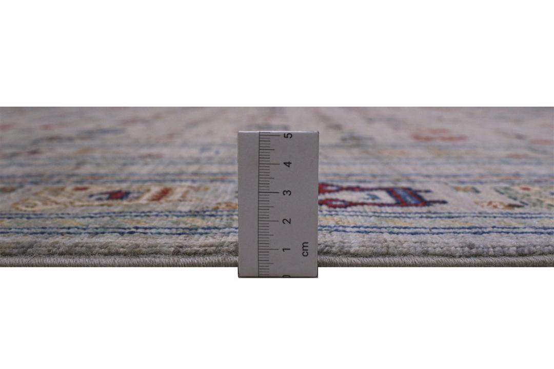 Handgeknoopt Afghaans tapijt met figuratieve motieven in beige en blauwe tinten