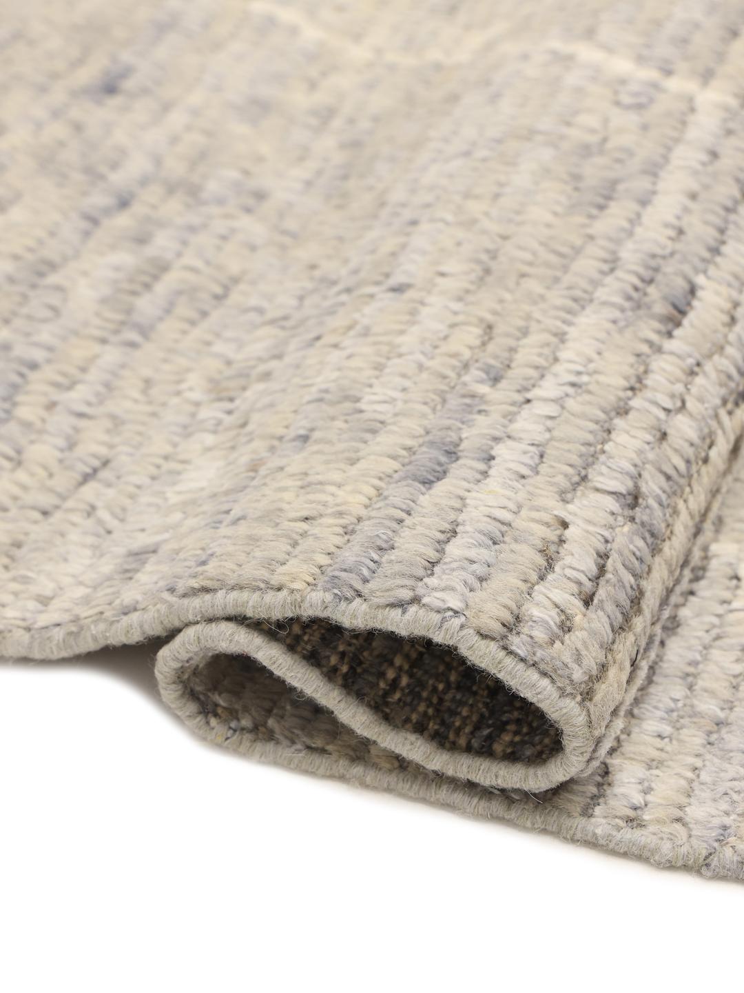 Tapis afghan noué à la main avec un motif géométrique en losanges gris clair et beige