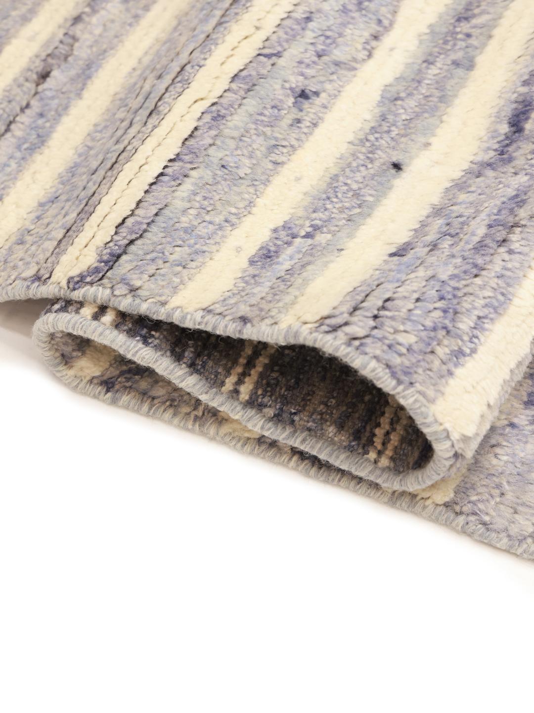 Handgeknoopt Berberstijl tapijt uit Afghanistan in blauw en beige