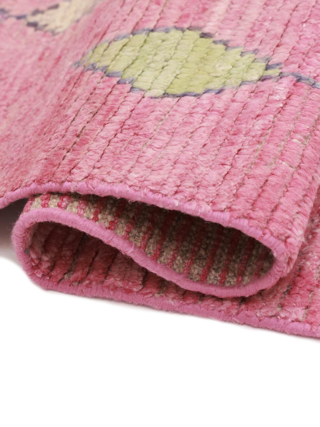 Håndknyttet afghansk tæppe med geometriske mønstre i rød