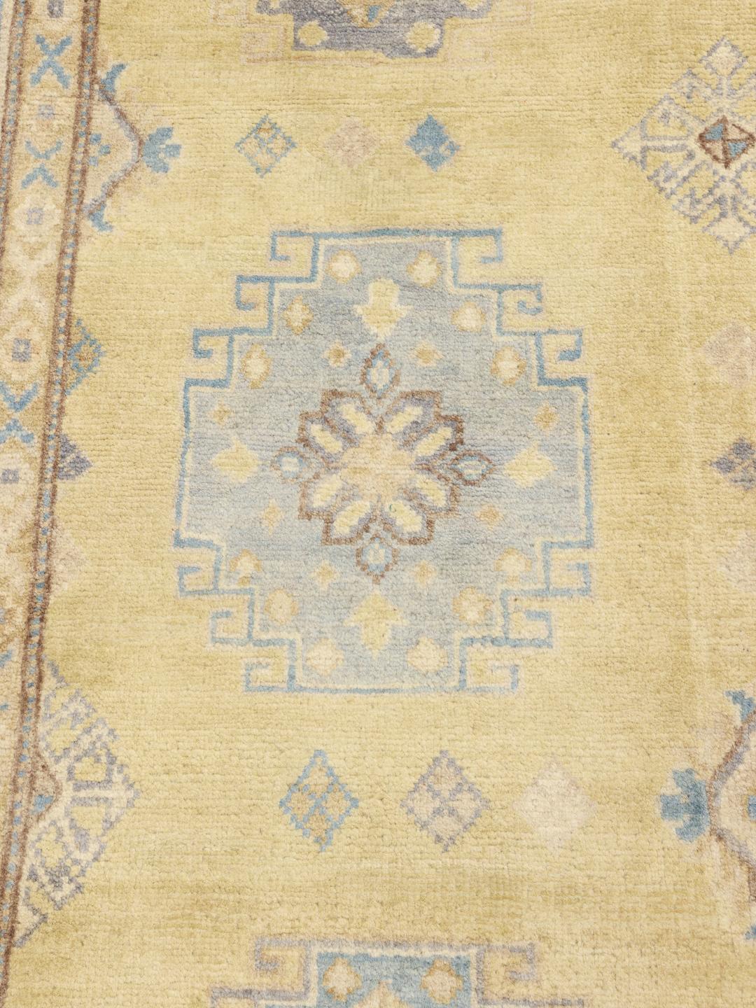 Handgeknoopt Afghaans Kazak-tapijt in beige en blauw