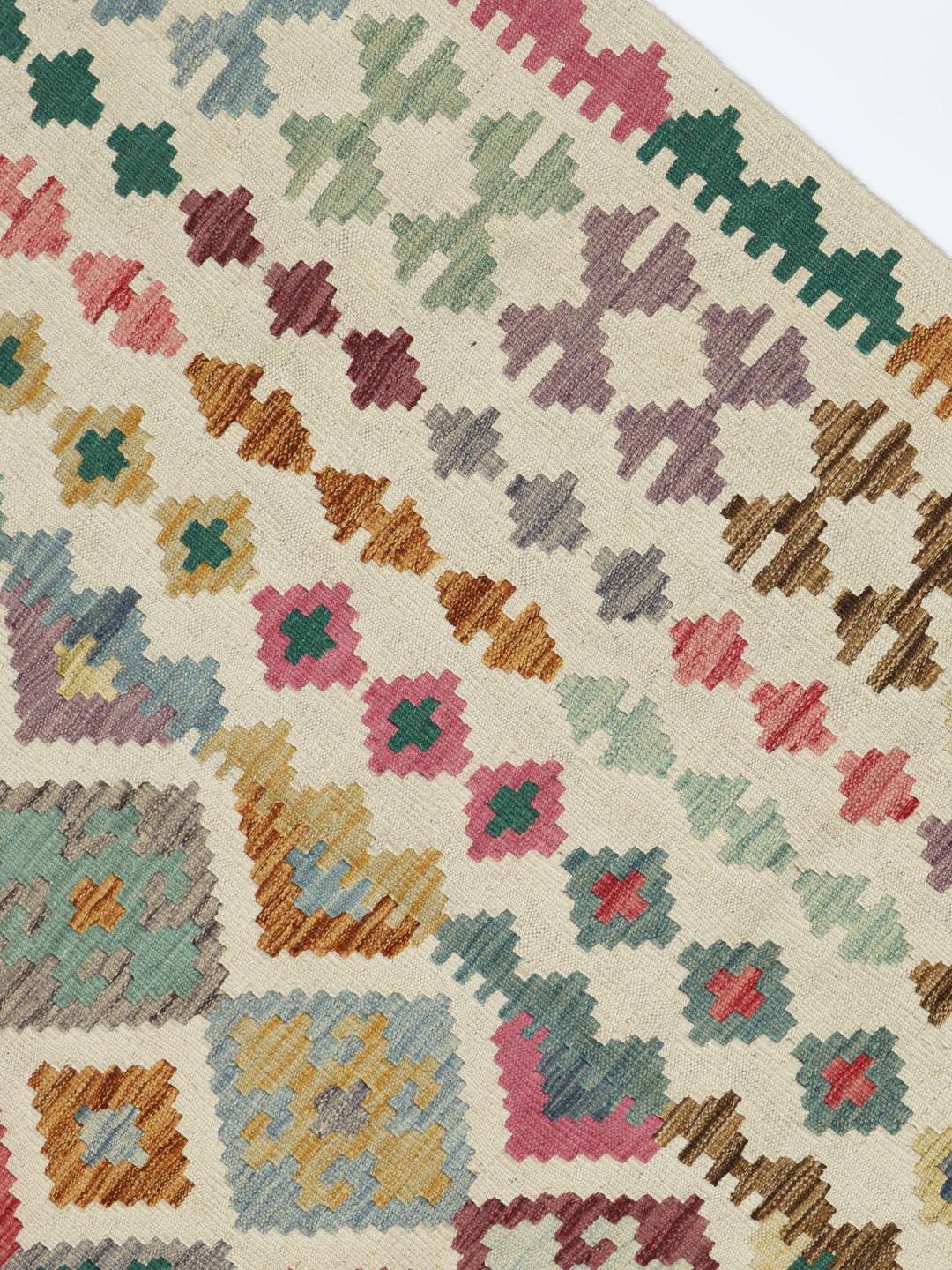 Groot handgeweven Afghan Kelim tapijt met een kleurrijk geometrisch ruitpatroon