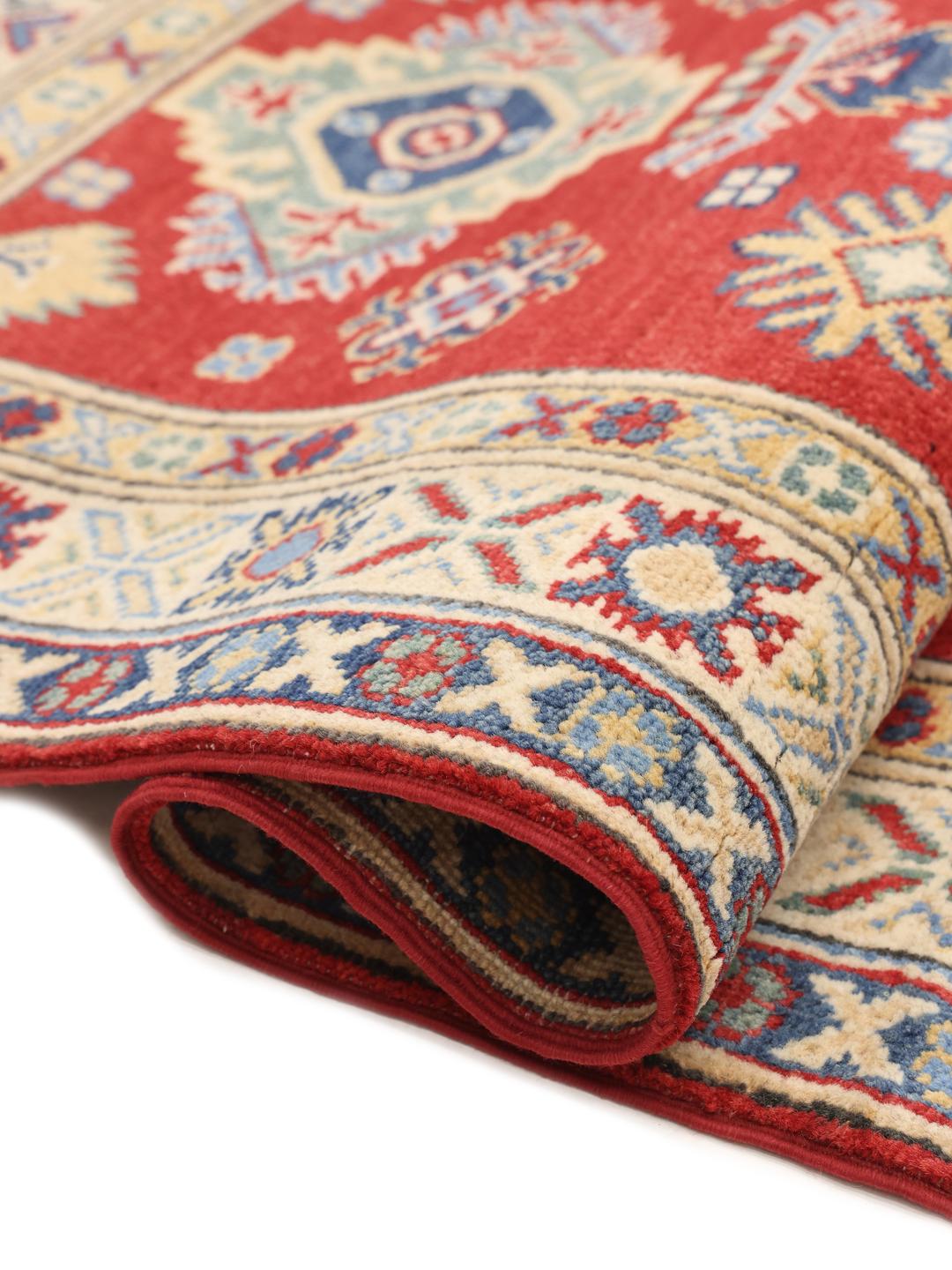 Handgeknüpfter Kazak Läufer aus Afghanistan in Rot, Blau und Beige