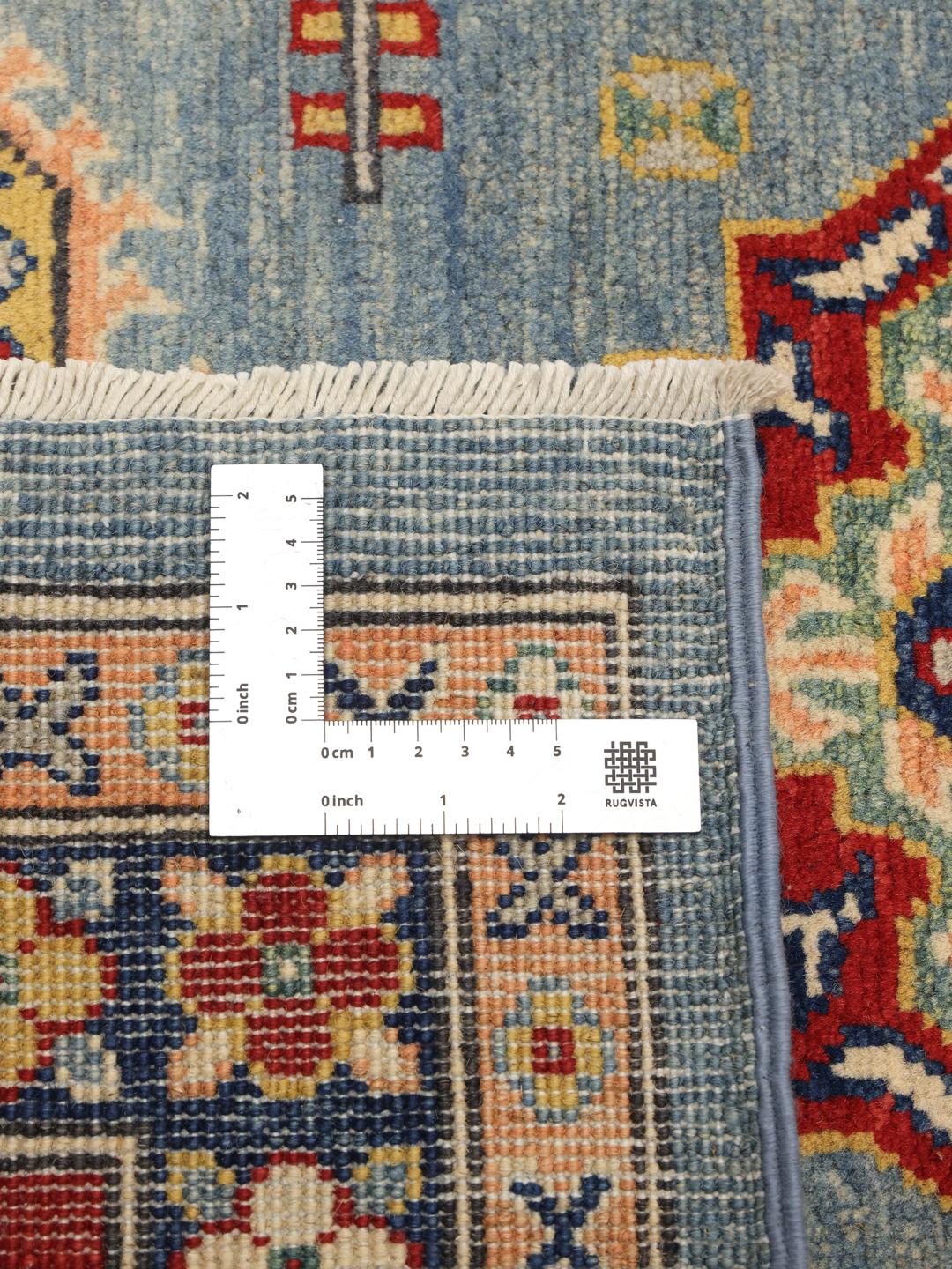 Covor Kazak înnodat manual din Afganistan cu un design geometric albastru și roșu
