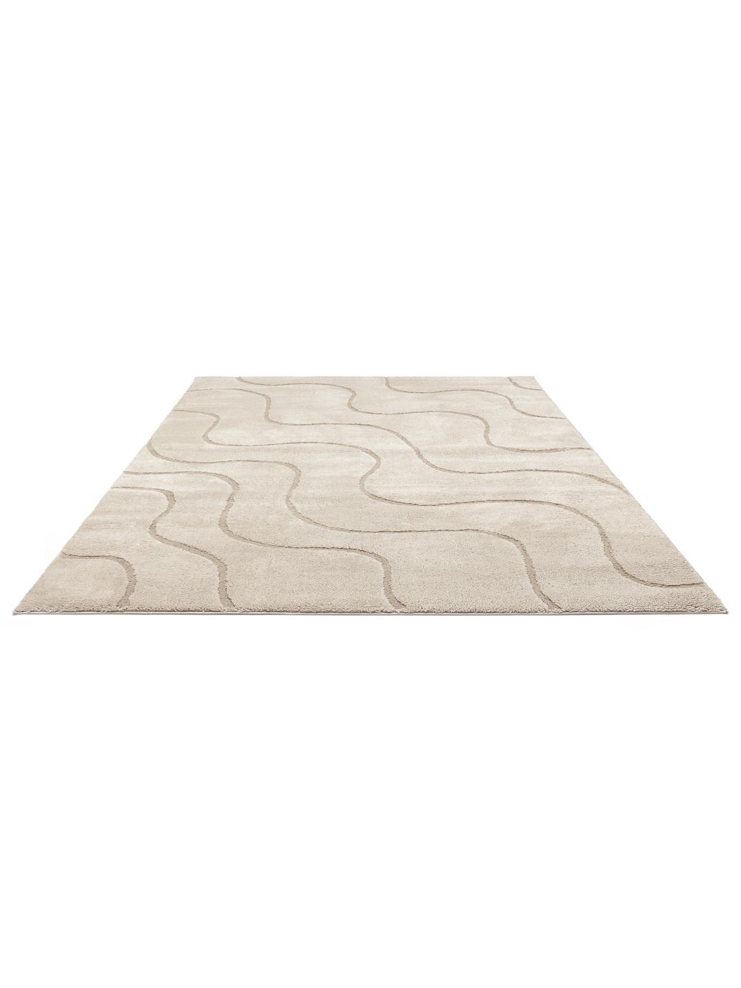 Vierkant beige tapijt met een vloeiend ontwerp in hoge en lage polen