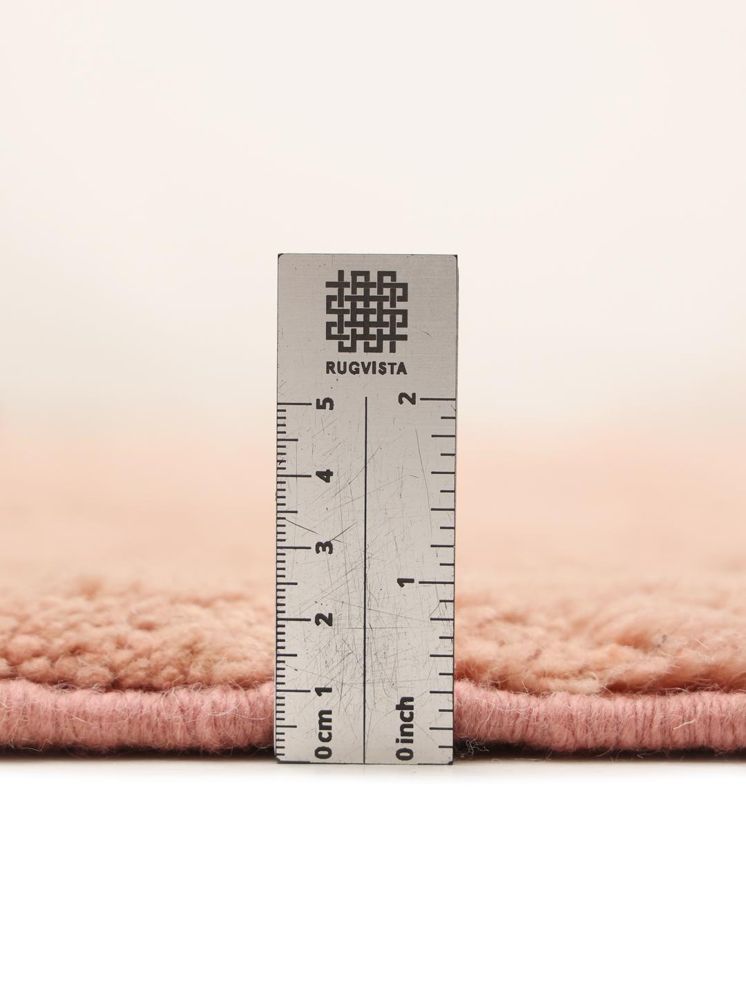 Håndknyttet marokkansk berber tæppe i pink med geometriske linjer