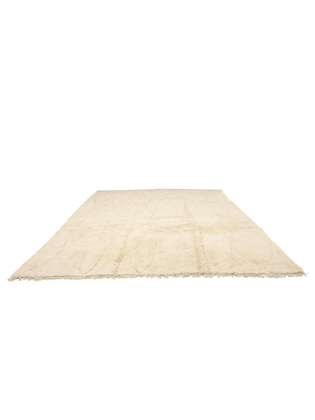 Authentiek Marokkaans Beni Ouarain-tapijt met een minimalistisch geometrisch ontwerp in beige