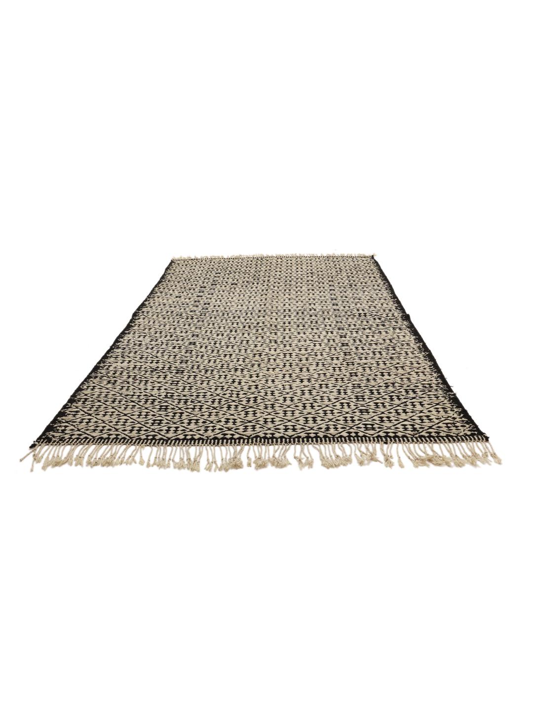 Tapis marocain tissé à la main avec un motif géométrique noir et beige