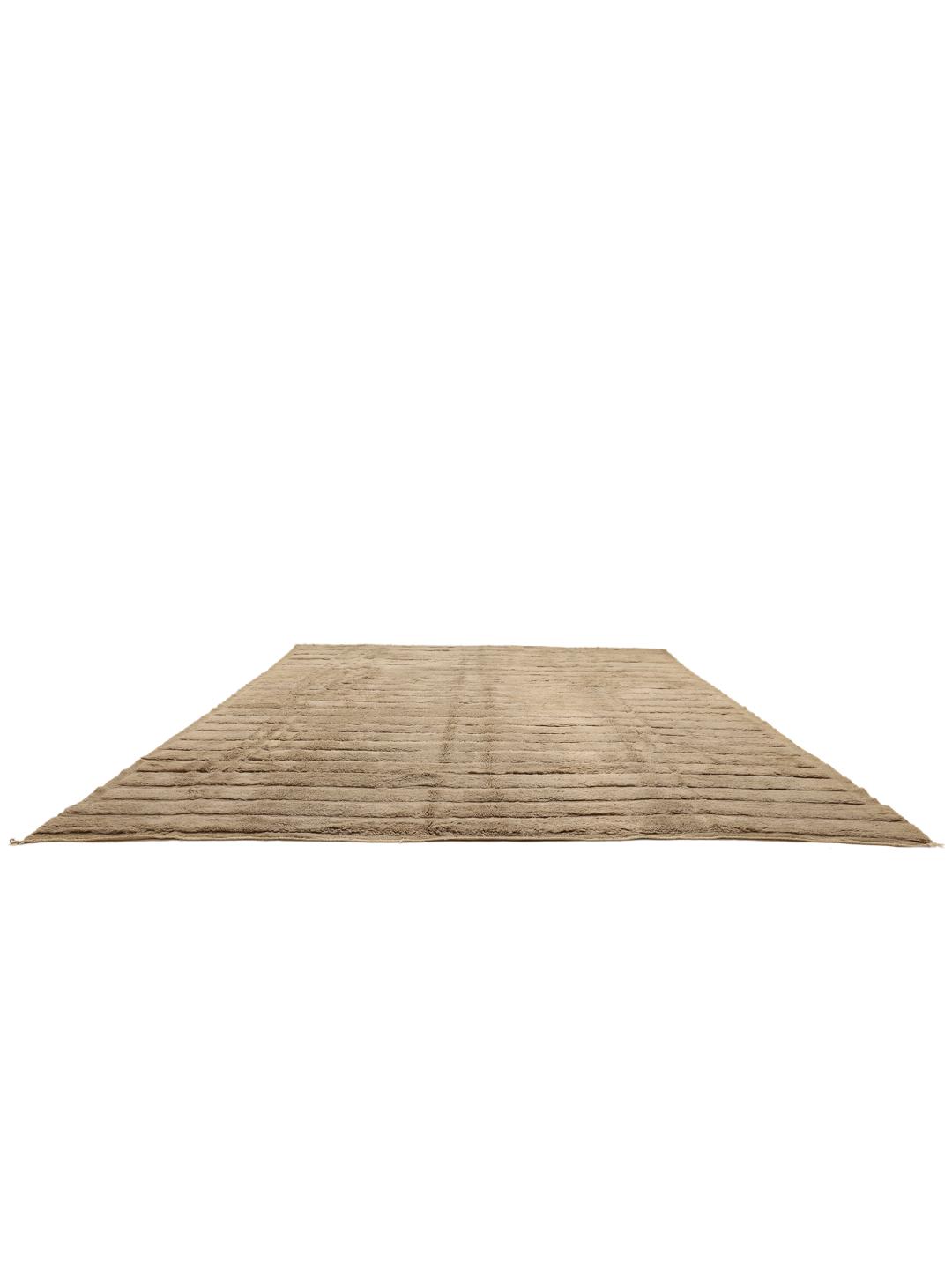Handgeknoopt beige Marokkaans tapijt met een gestreept patroon