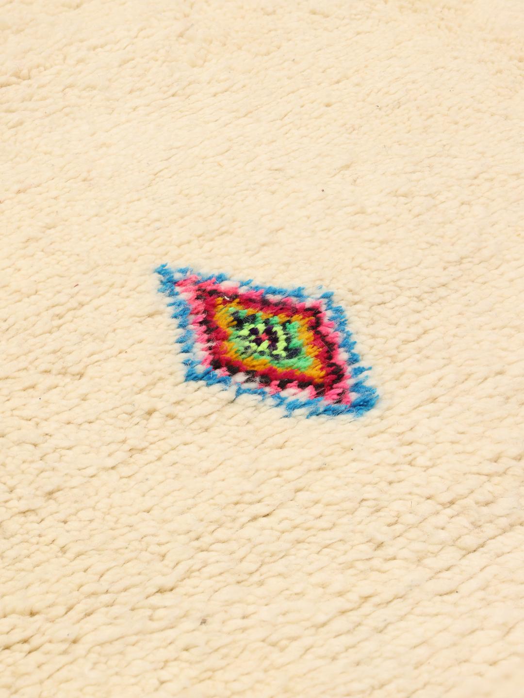 Håndknyttet Berber marokkansk tæppe i beige med farverige geometriske motiver
