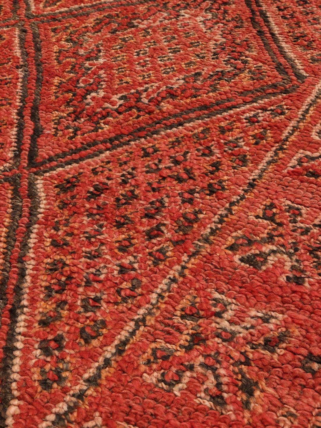 Vintage Marokkaans Berber-tapijt met ruitmotieven in het rood
