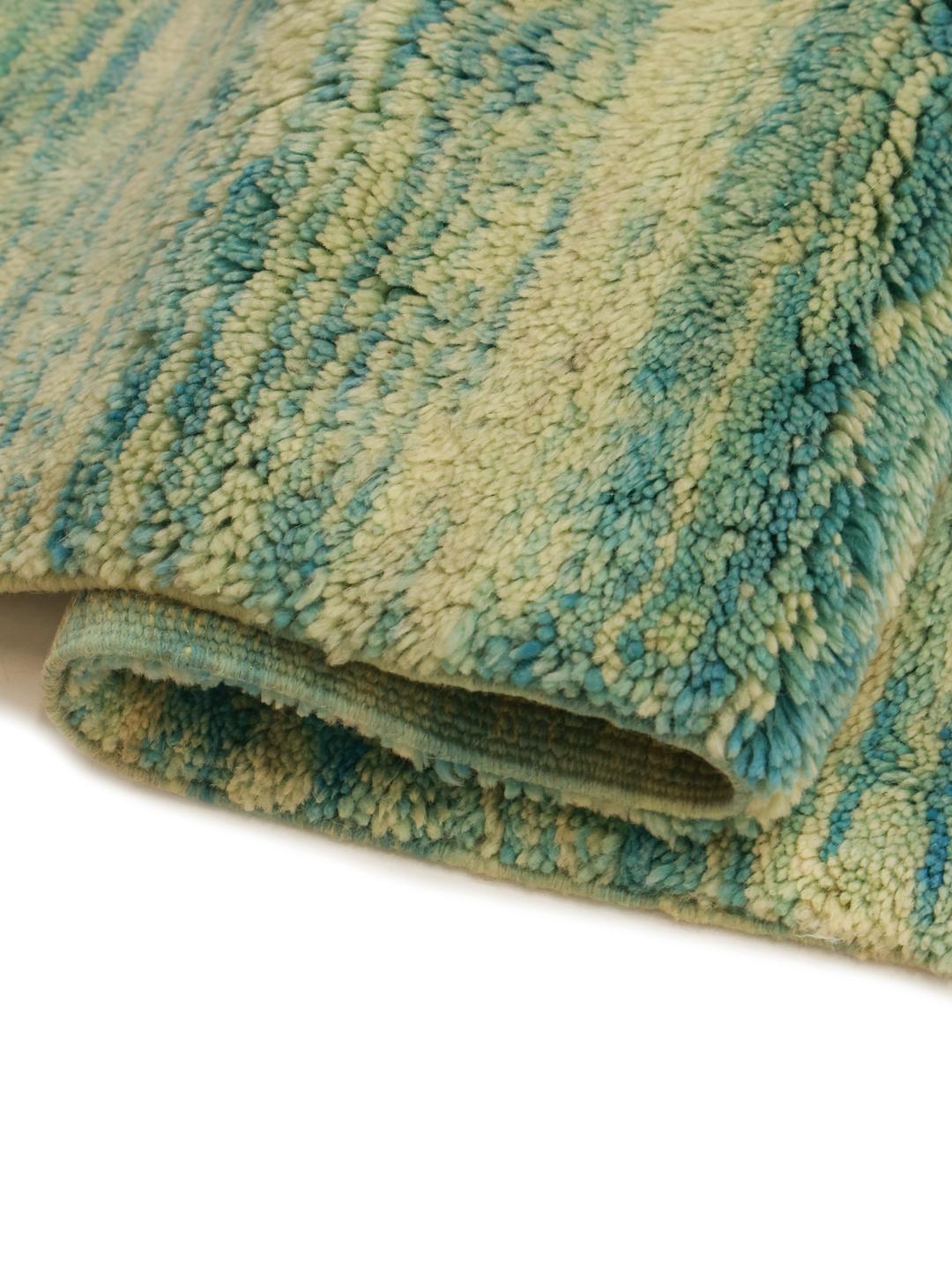 Handgeknoopt Berber Marokkaans tapijt met abstracte blauwe en groene tinten