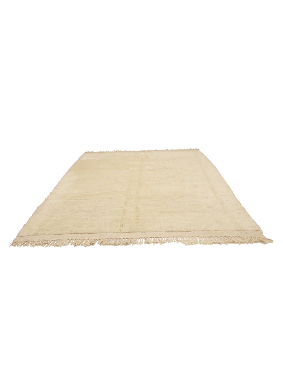 Tapis marocain carré noué à la main dans un ton beige naturel
