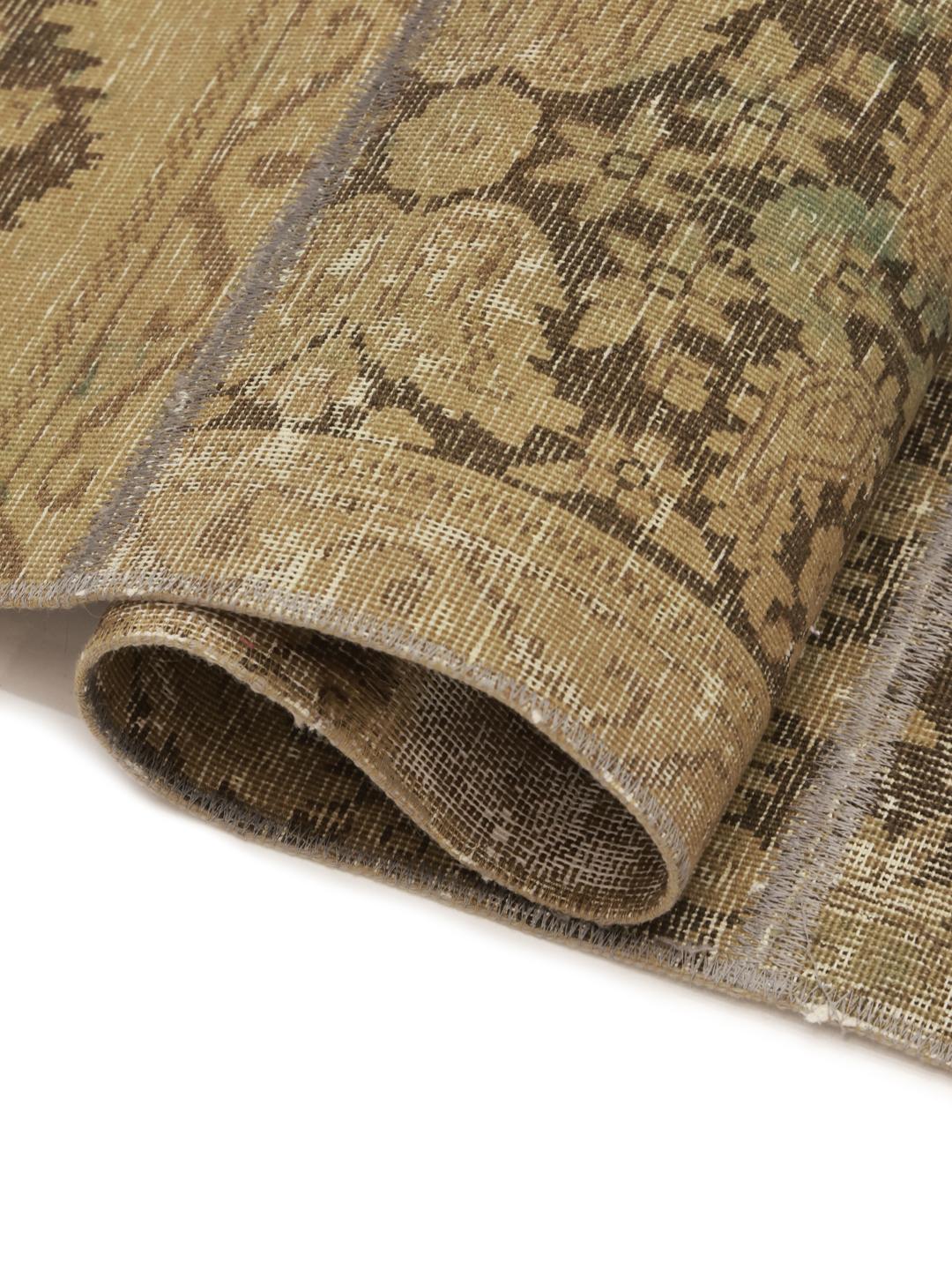 Kvadratisk patchworktæppe lavet af håndknyttet uld med brune og beige mønstre fra Mellemøsten