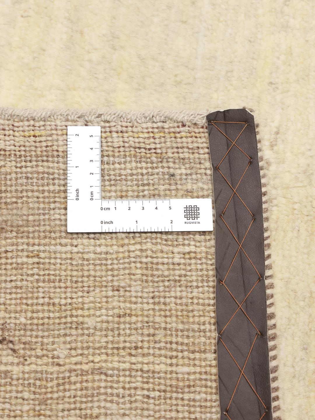 Handgeknoopt beige Gabbeh-tapijt uit het Midden-Oosten