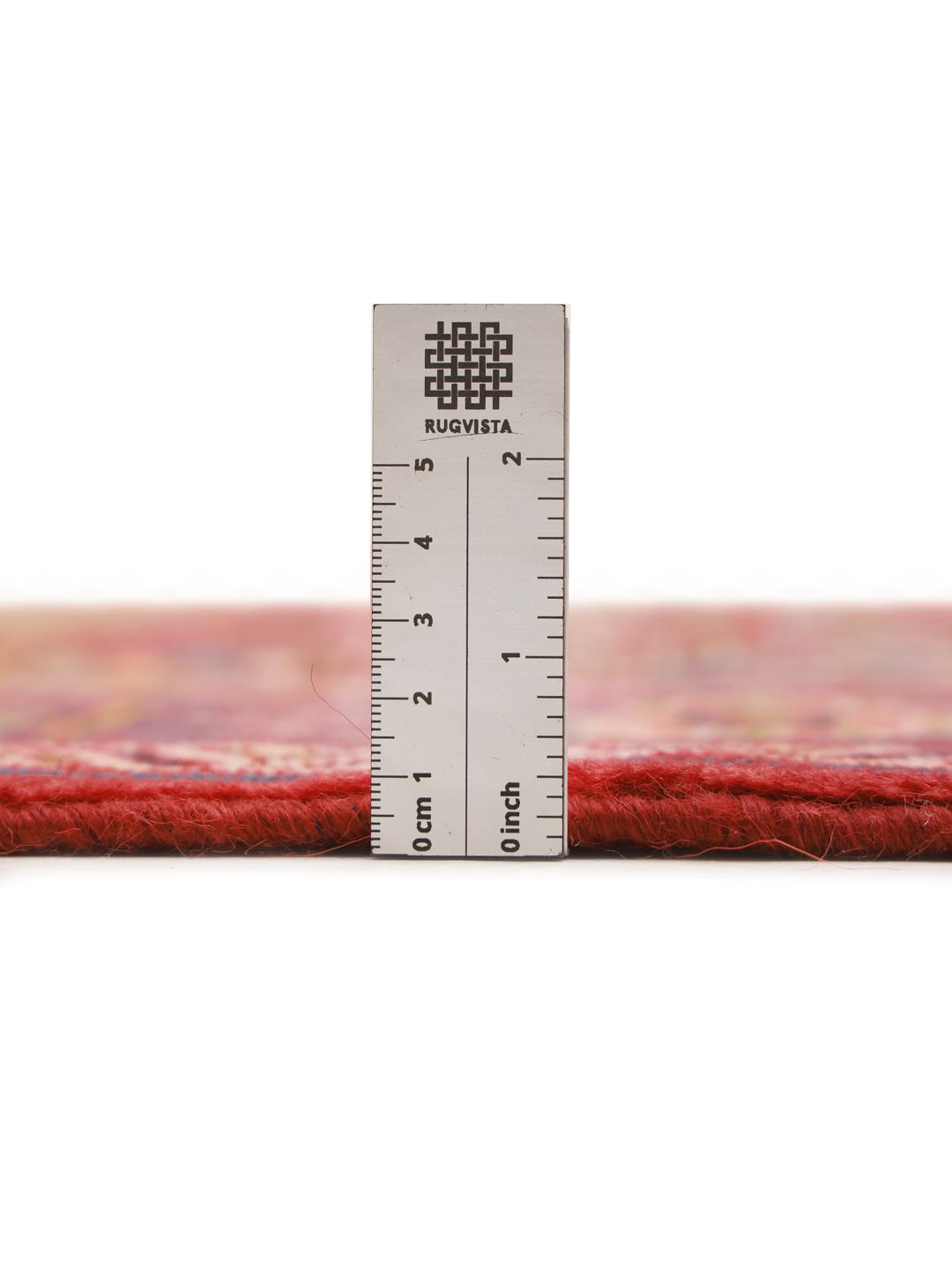 Handgeknoopt rood Joshaghan-tapijt met ingewikkelde geometrische patronen uit het Midden-Oosten