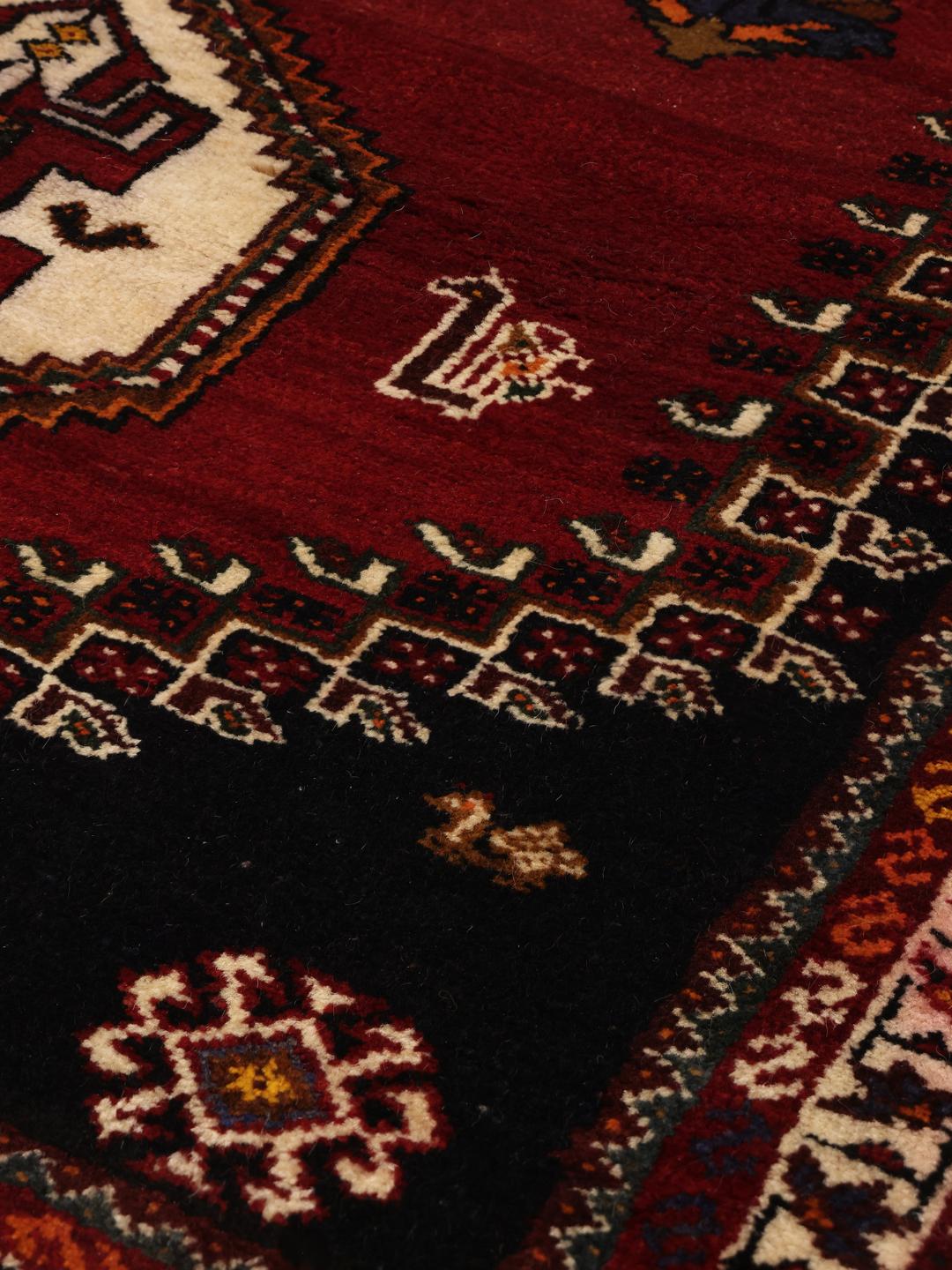 Authentiek handgeknoopt Ghashghai-tapijt met rode en donkerblauwe geometrische motieven