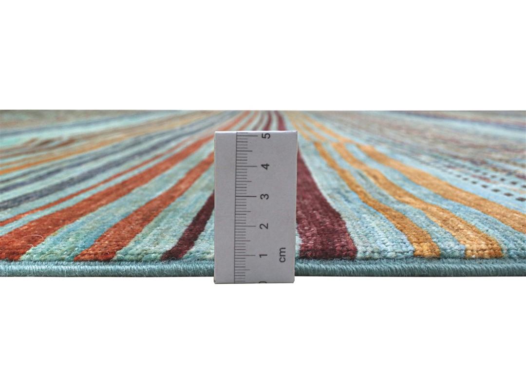 Alfombra afgana hecha a mano con rayas en color azul cerceta y multicolor y bandas geométricas ornamentadas
