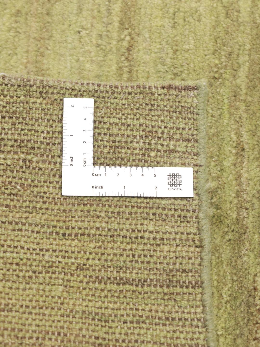 Tapis Gabbeh noué à la main originaire du Moyen-Orient en vert clair