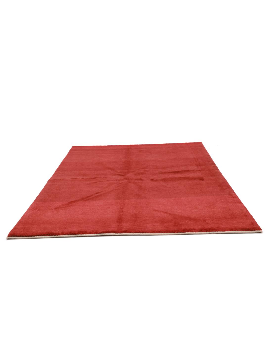 Handgeknoopt rood Gabbeh-tapijt uit het Midden-Oosten