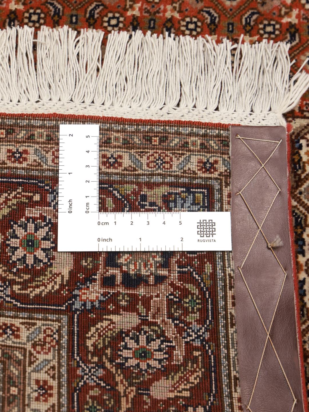 Ručno čvorani Tabriz tepih s tradicionalnim cvjetnim uzorkom medaljona u crvenim i bež tonovima