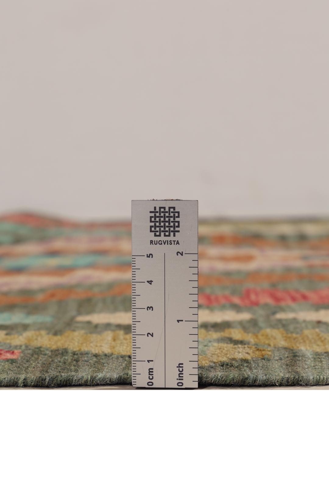 Runner Kelim afghano tessuto a mano in multicolor con motivi geometrici