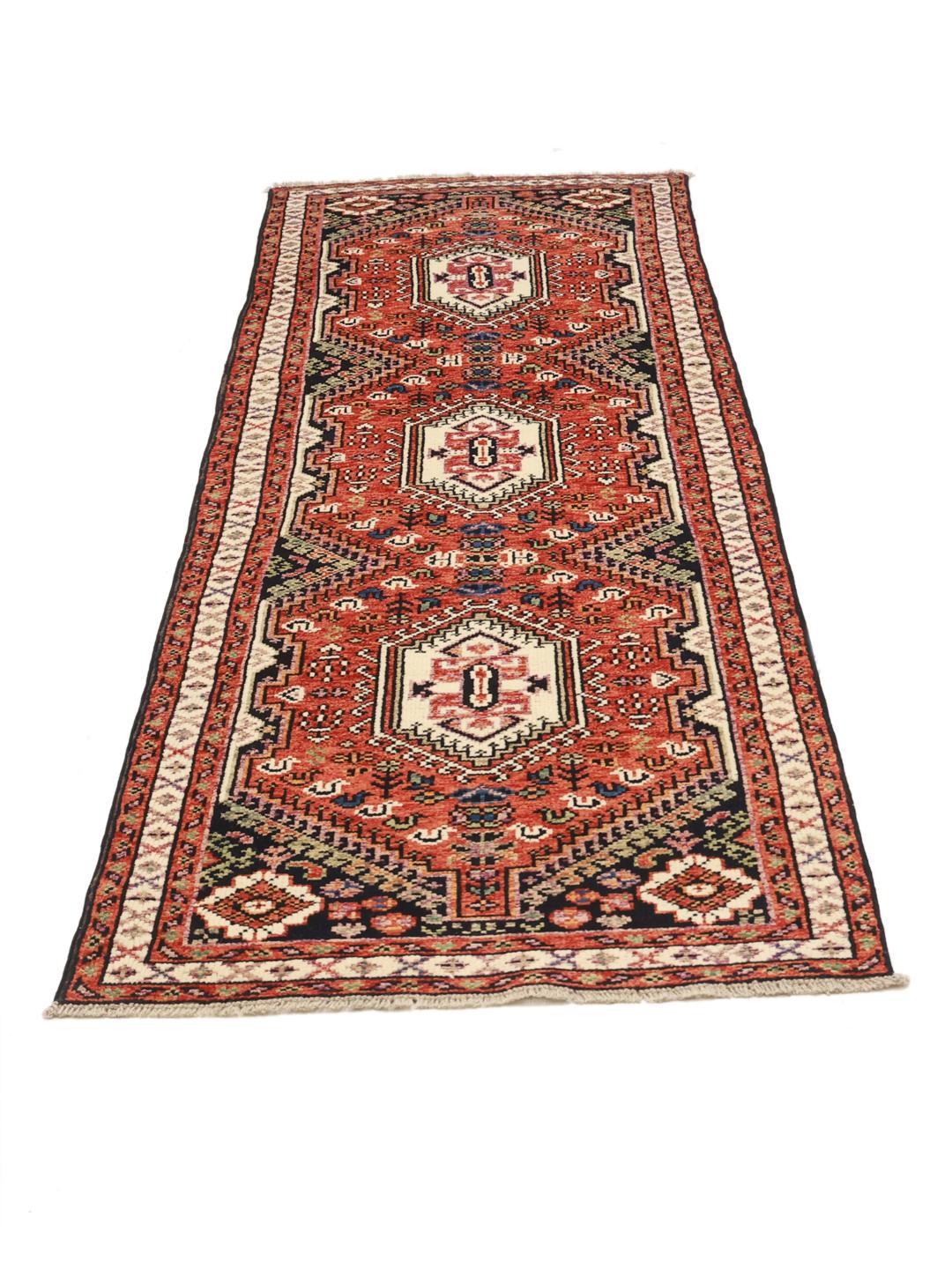 Handgeknüpfter Kazak Läufer aus Afghanistan mit einem roten und schwarzen geometrischen Design