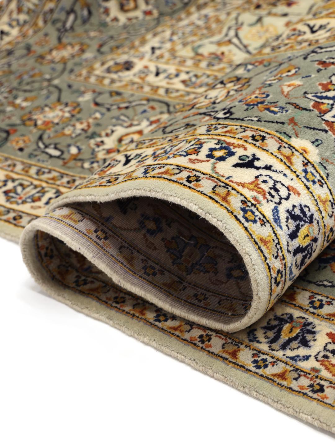 Handgeknoopt Keshan tapijt uit het Midden-Oosten in beige en blauwe tinten