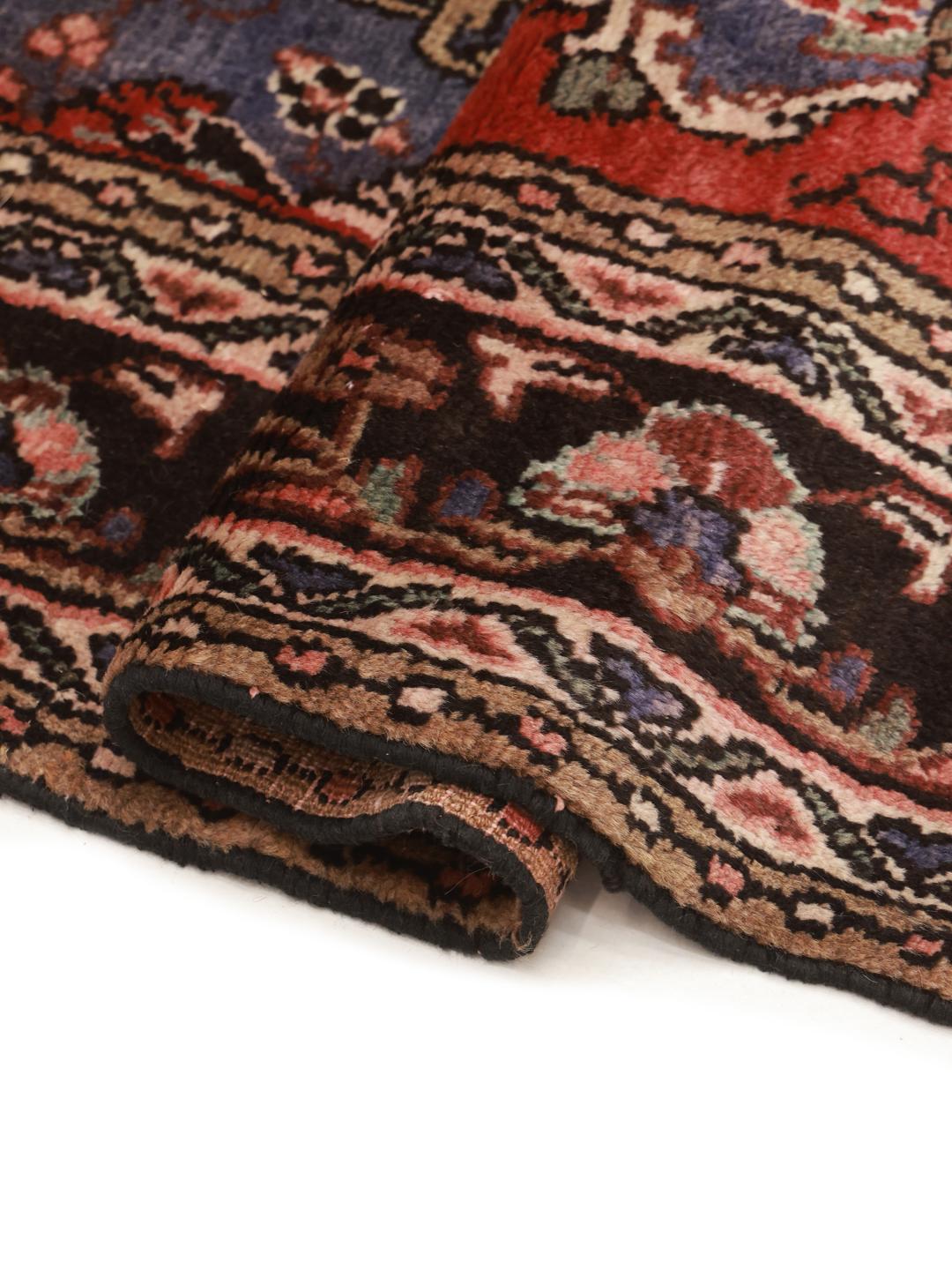 Hand-knotted Hamadan rug in red and blue from the Middle East