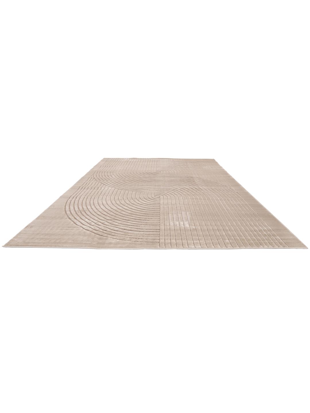 Beige tapijt met gestructureerde lijnen