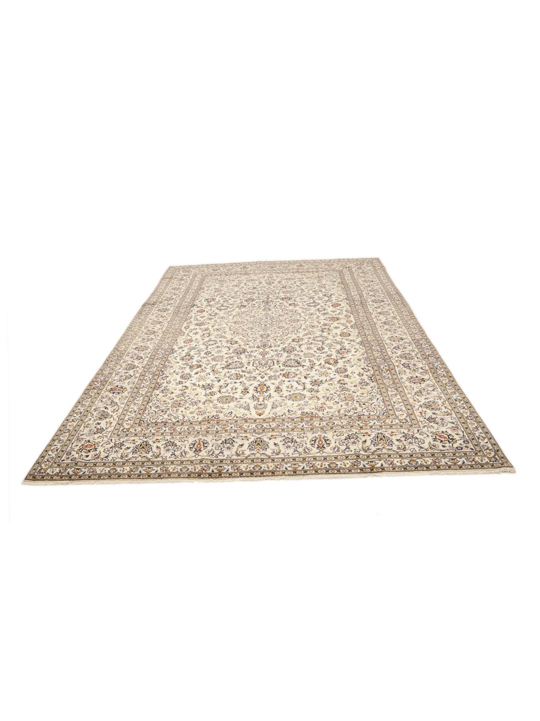 Hand-knotted Keshan rug from the Middle East with a floral pattern in beige and blue