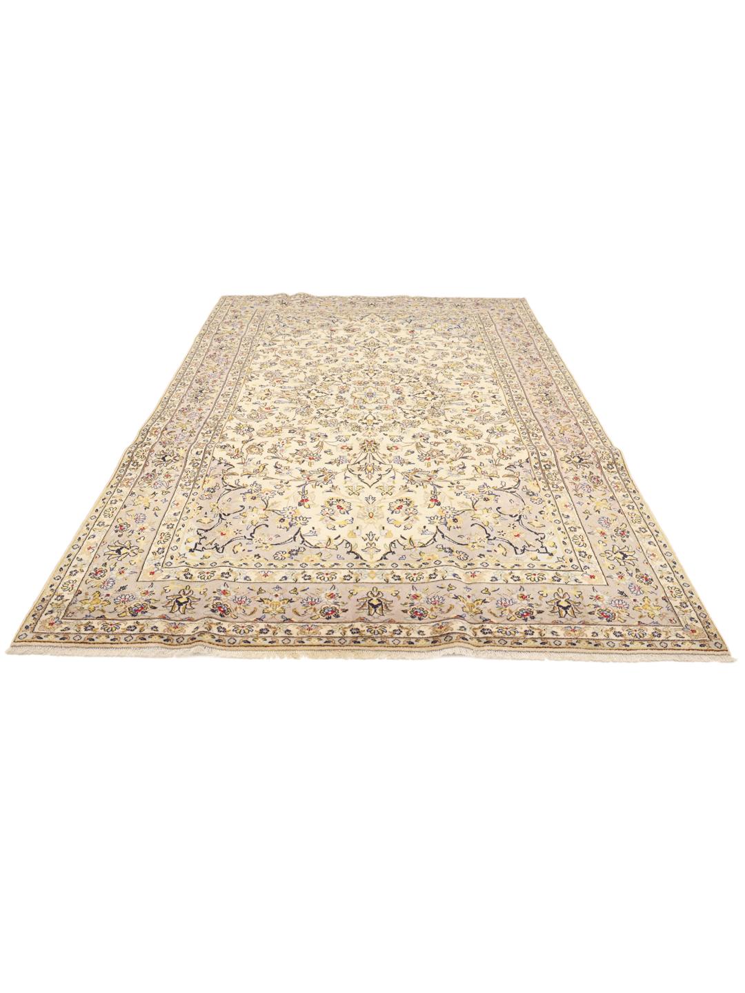 Hand-knotted Keshan rug from the Middle East in beige with floral patterns