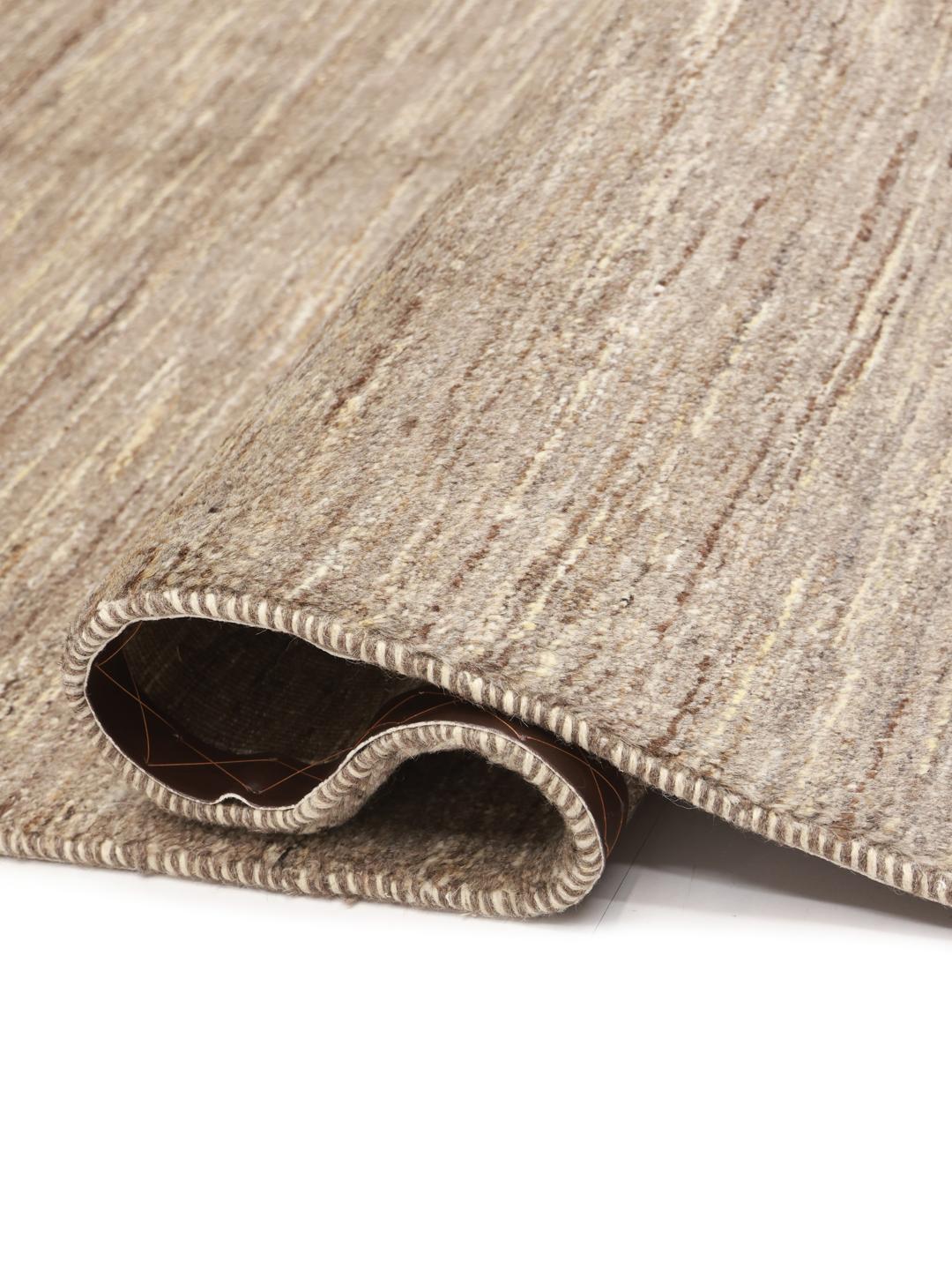Handgeknoopt Gabbeh-tapijt uit het Midden-Oosten in beige tinten
