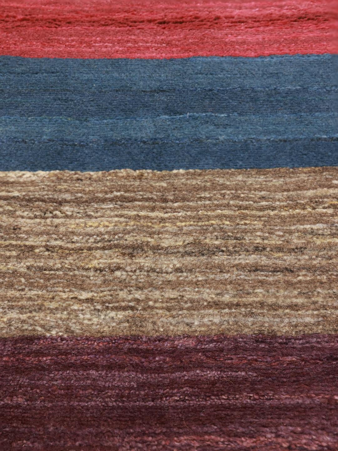 Handgeknoopt Gabbeh-tapijt uit het Midden-Oosten met veelkleurige horizontale strepen