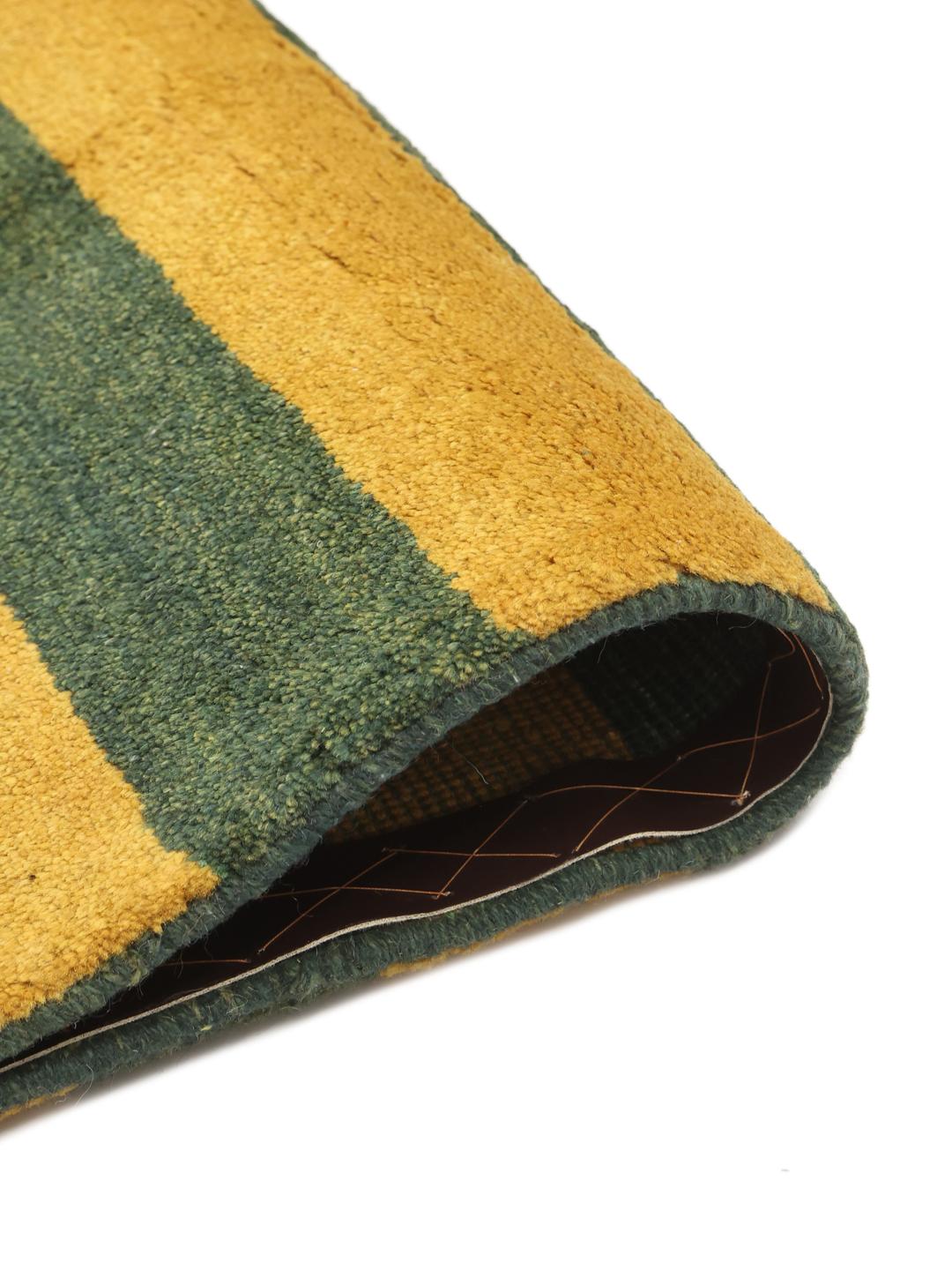Handgeknoopt Gabbeh Fine vloerkleed met groene en gele strepen uit het Midden-Oosten
