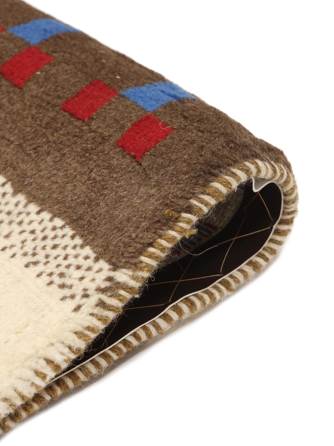 Handgeknoopt bruin Gabbeh tapijt met geometrische en diermotieven van oorsprong uit het Midden-Oosten