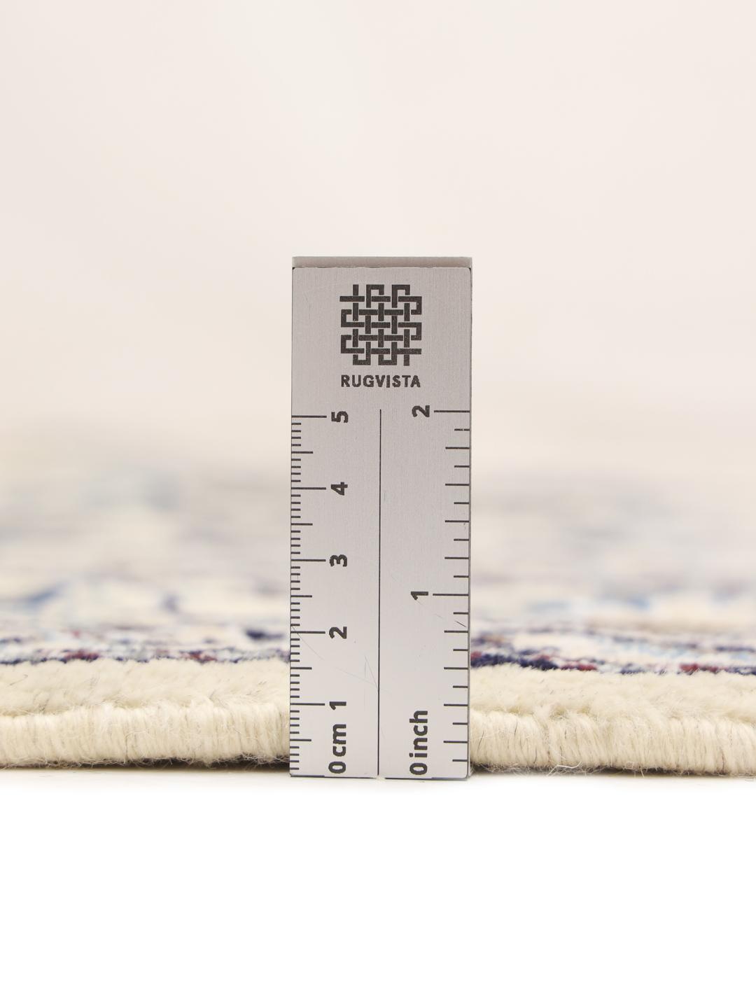 Authentiek handgeknoopt Nain-tapijt uit het Midden-Oosten in beige en blauwe tinten