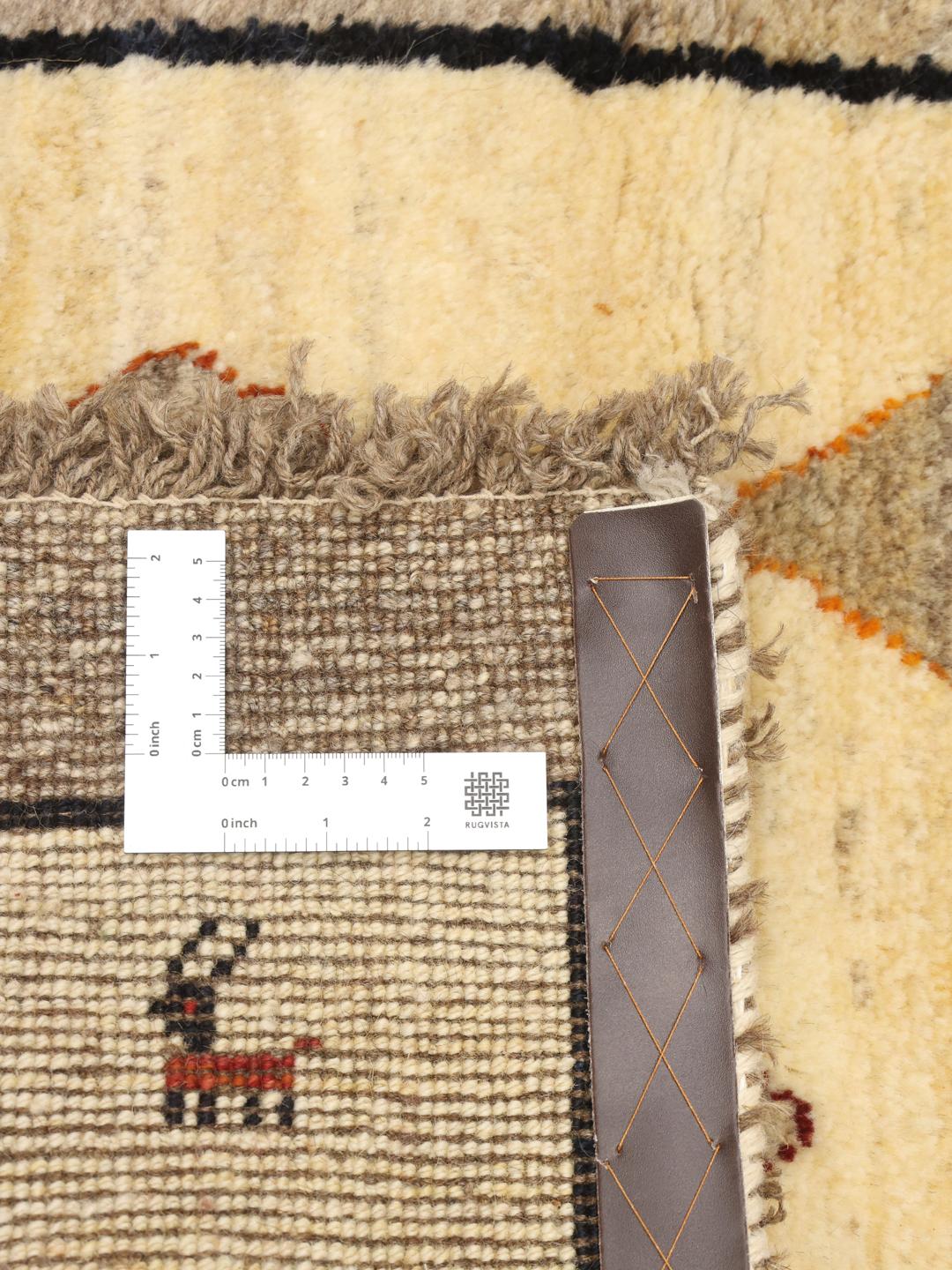 Håndknyttet beige Shabargan-tæppe med geometriske motiver og dyrefigurer