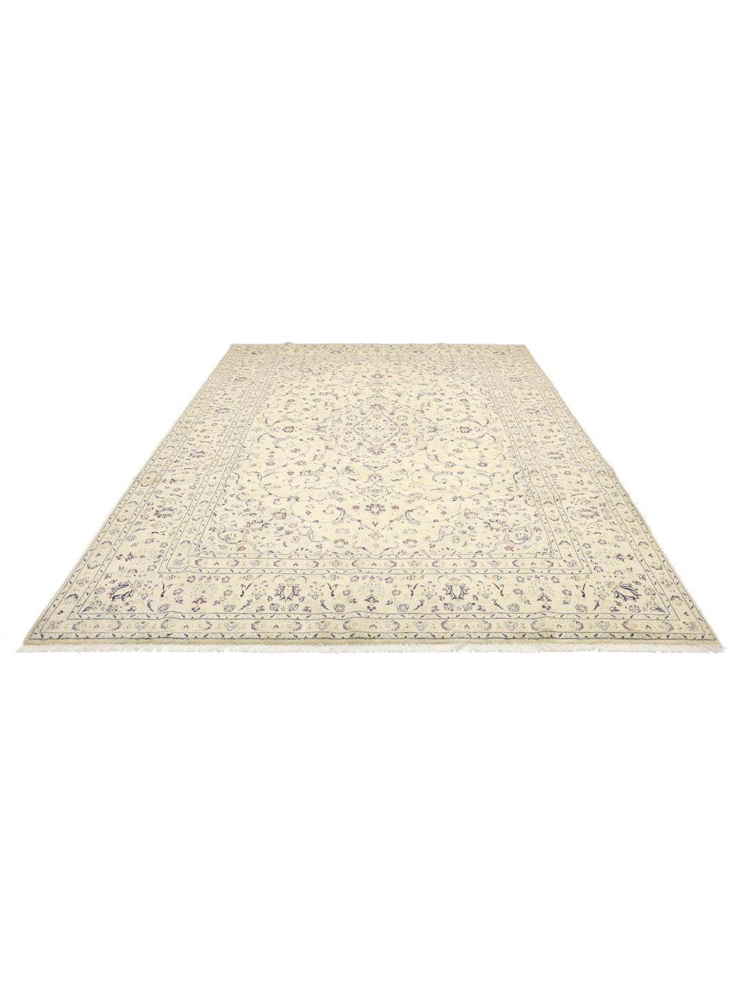 Handgeknoopt Keshan-tapijt uit het Midden-Oosten in beige