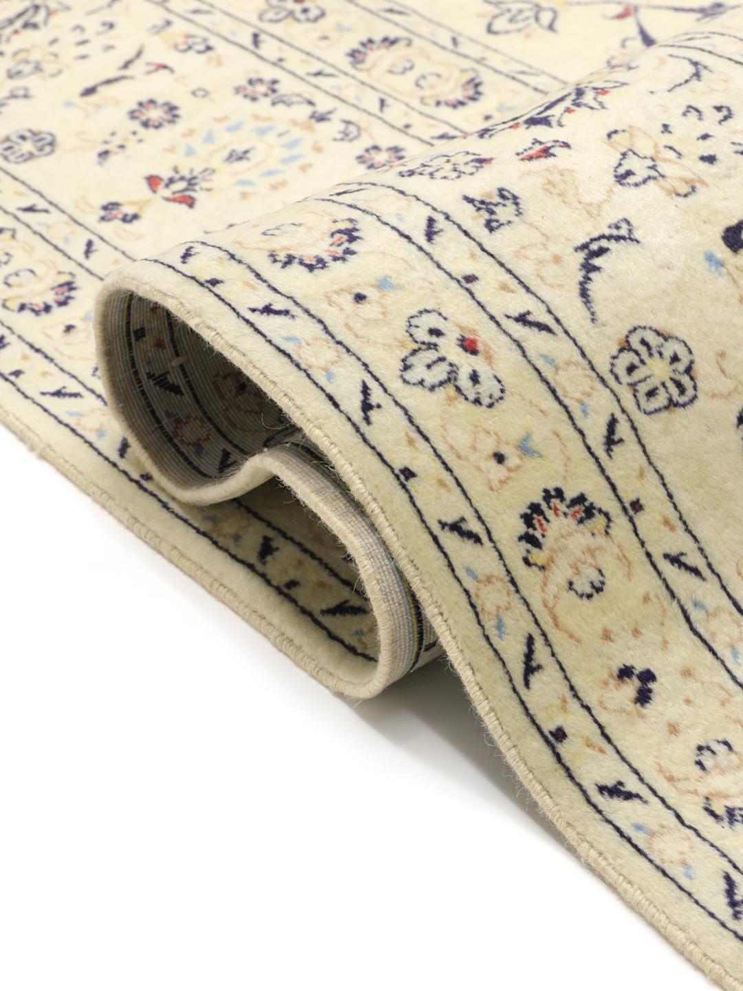 Handgeknoopt Keshan-tapijt uit het Midden-Oosten in beige