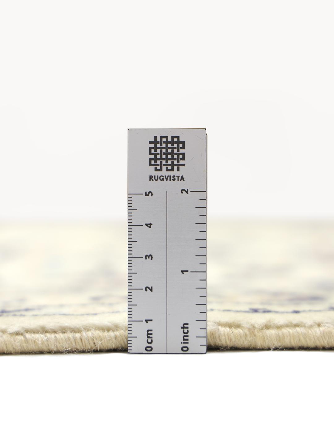 Handgeknoopt Keshan-tapijt uit het Midden-Oosten in beige