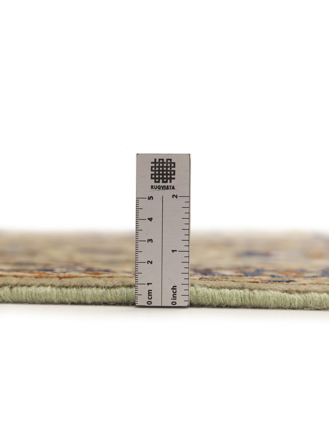 Handgeknoopt Keshan-tapijt met gedetailleerde bloempatronen in beige en blauw uit het Midden-Oosten