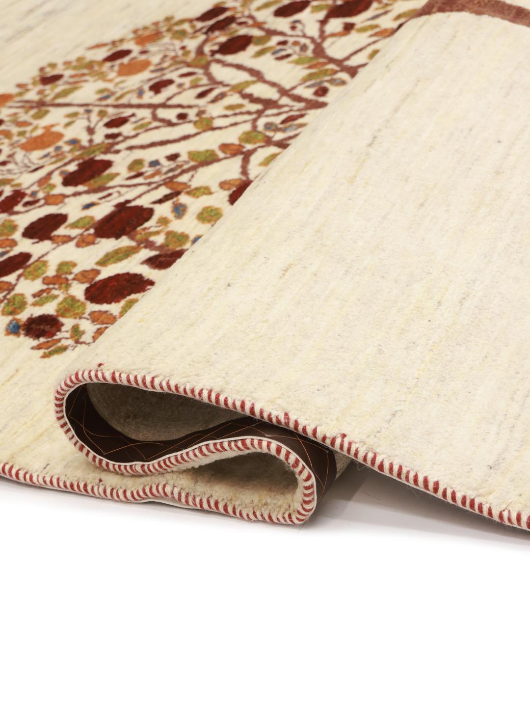 Handgeknoopt Loribaft-tapijt uit het Midden-Oosten met een levensboommotief in beige