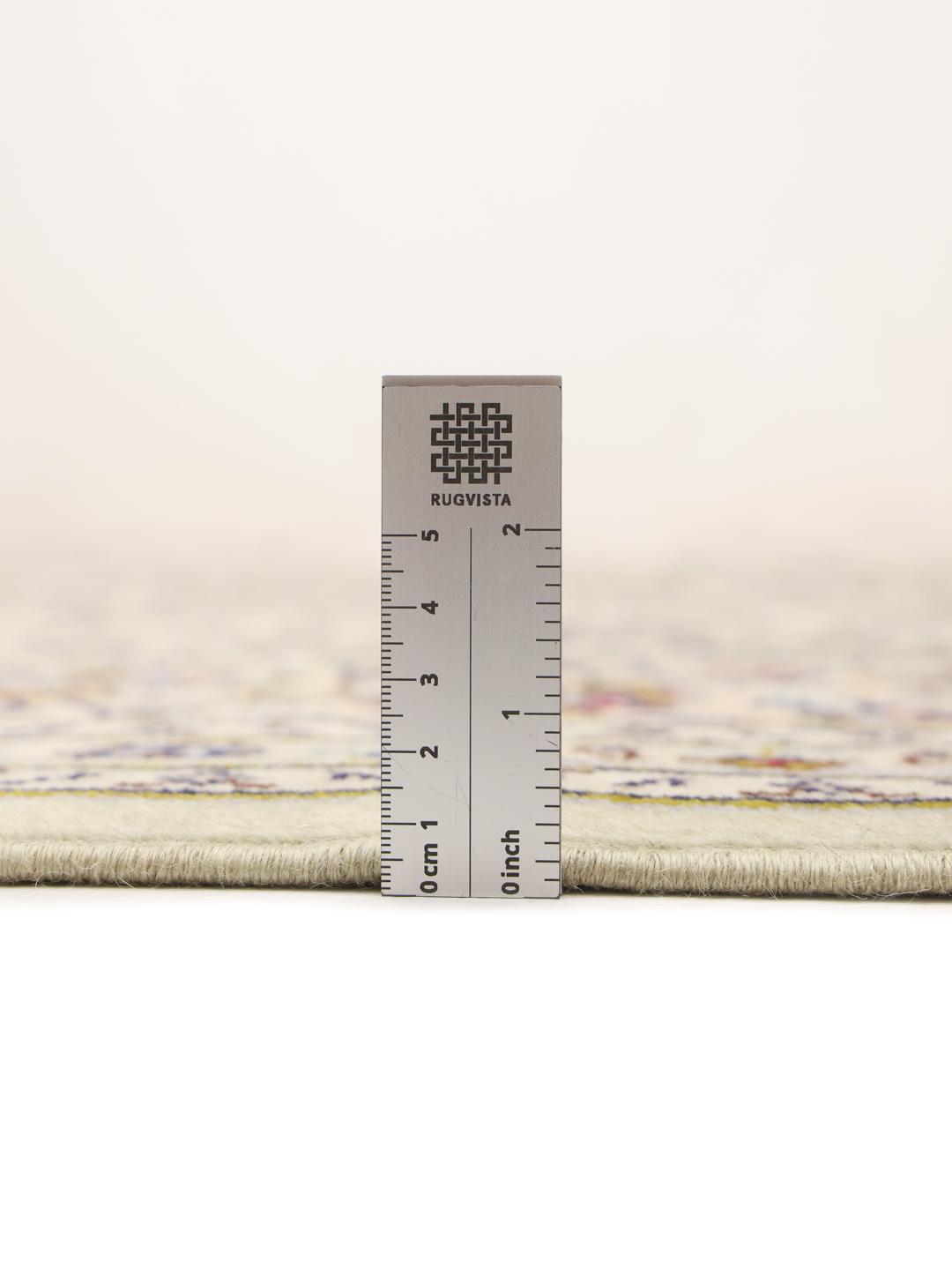 Handgeknoopt beige Keshan-tapijt uit het Midden-Oosten