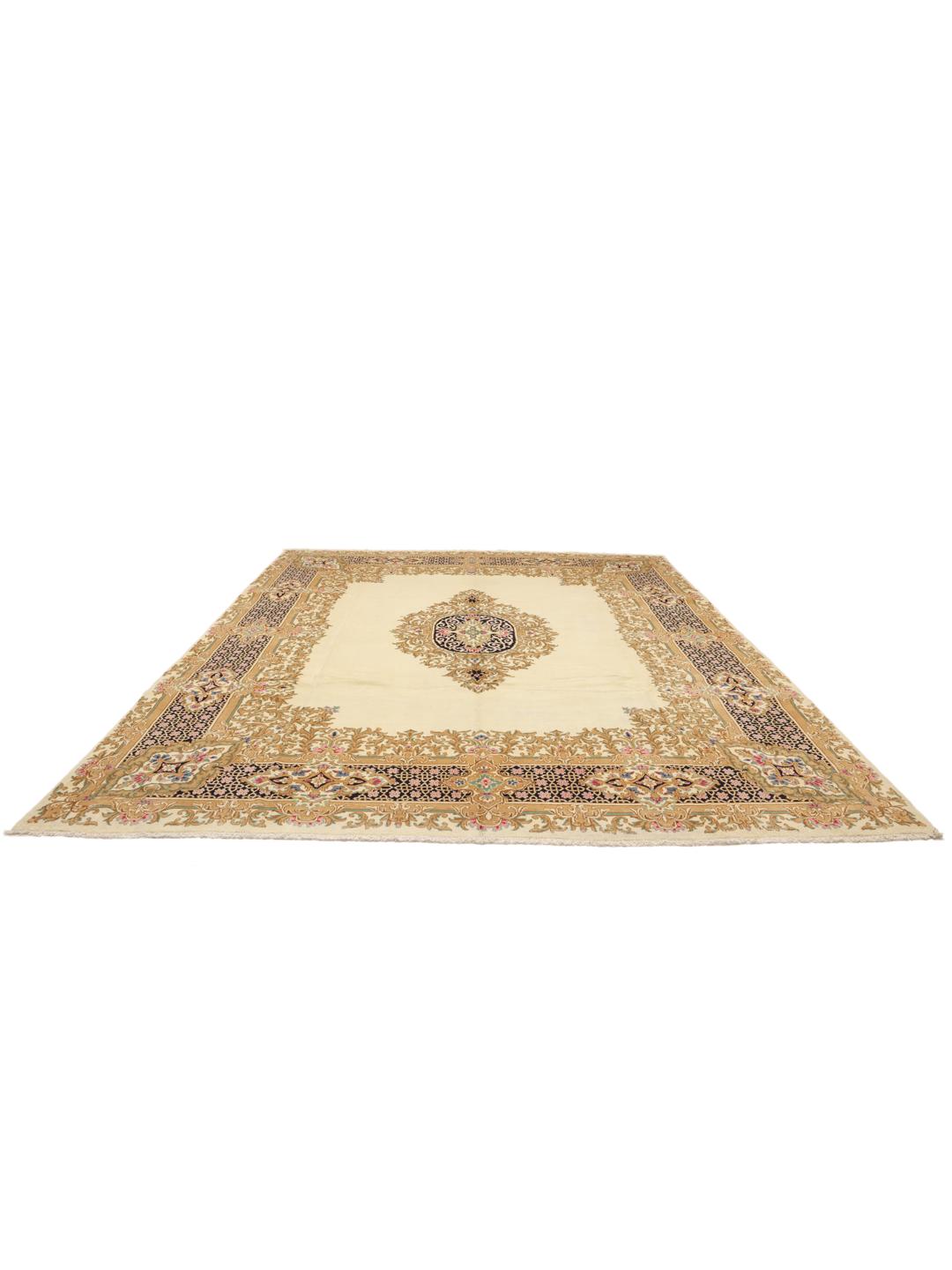 Met de hand geknoopt beige Kerman-tapijt met ingewikkeld floraal medaillon en sierlijke randen