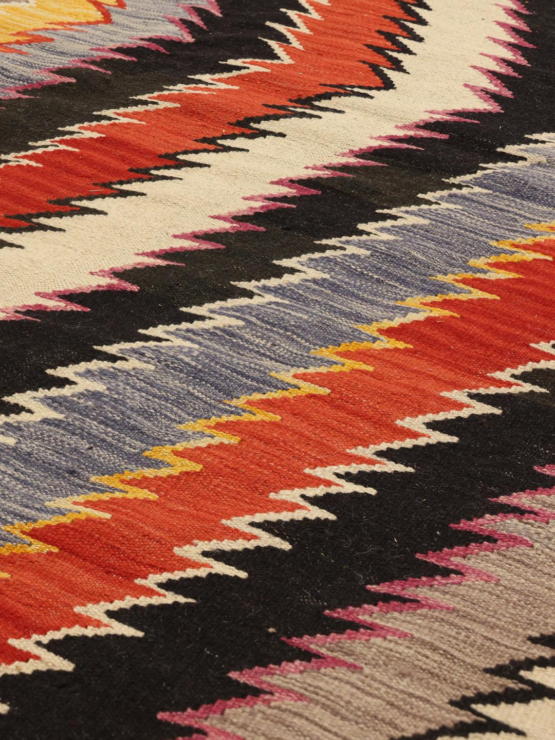 Ręcznie tkany afgański dywan Kilim Modern z żywym wzorem w zygzaki w wielu kolorach