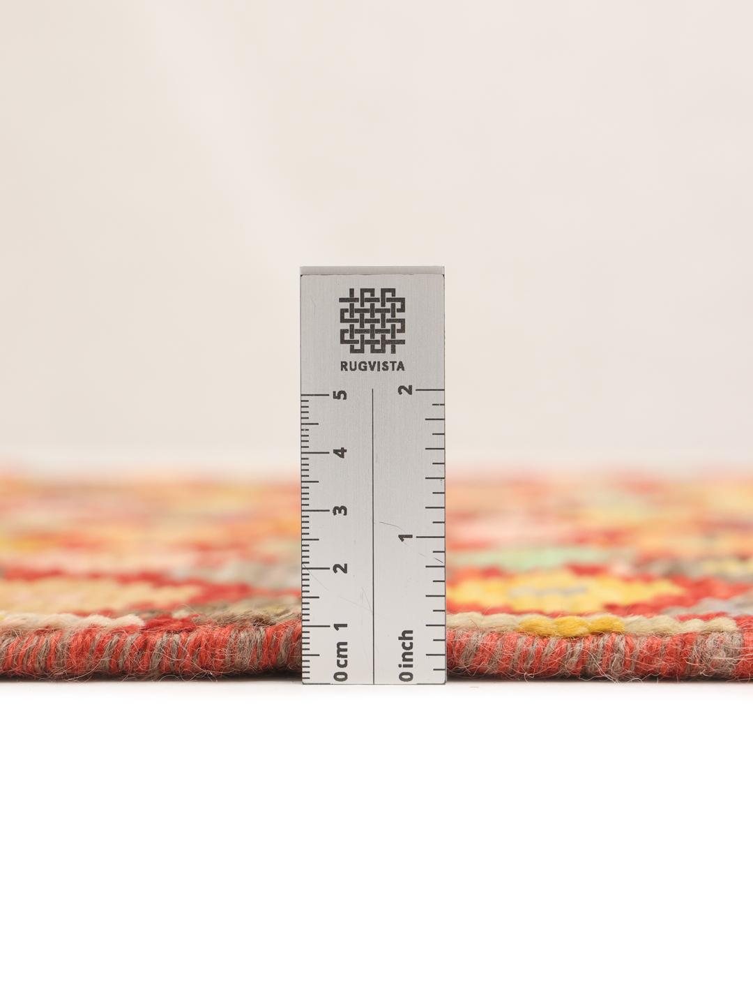 Tapis couloir afghan noué à la main avec un motif géométrique multicolore en losanges