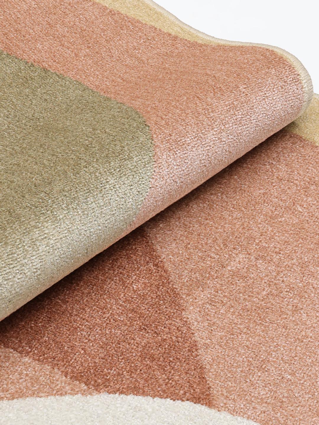 Multicolor vloerkleed met pastelgeometrische vormen en franjes