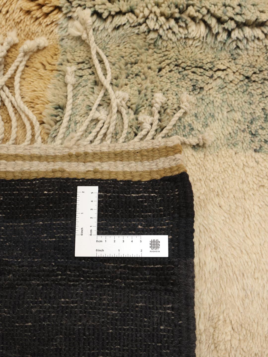 Håndknyttet marokkansk Berber-tæppe med abstrakte geometriske mønstre i beige, brun og sort