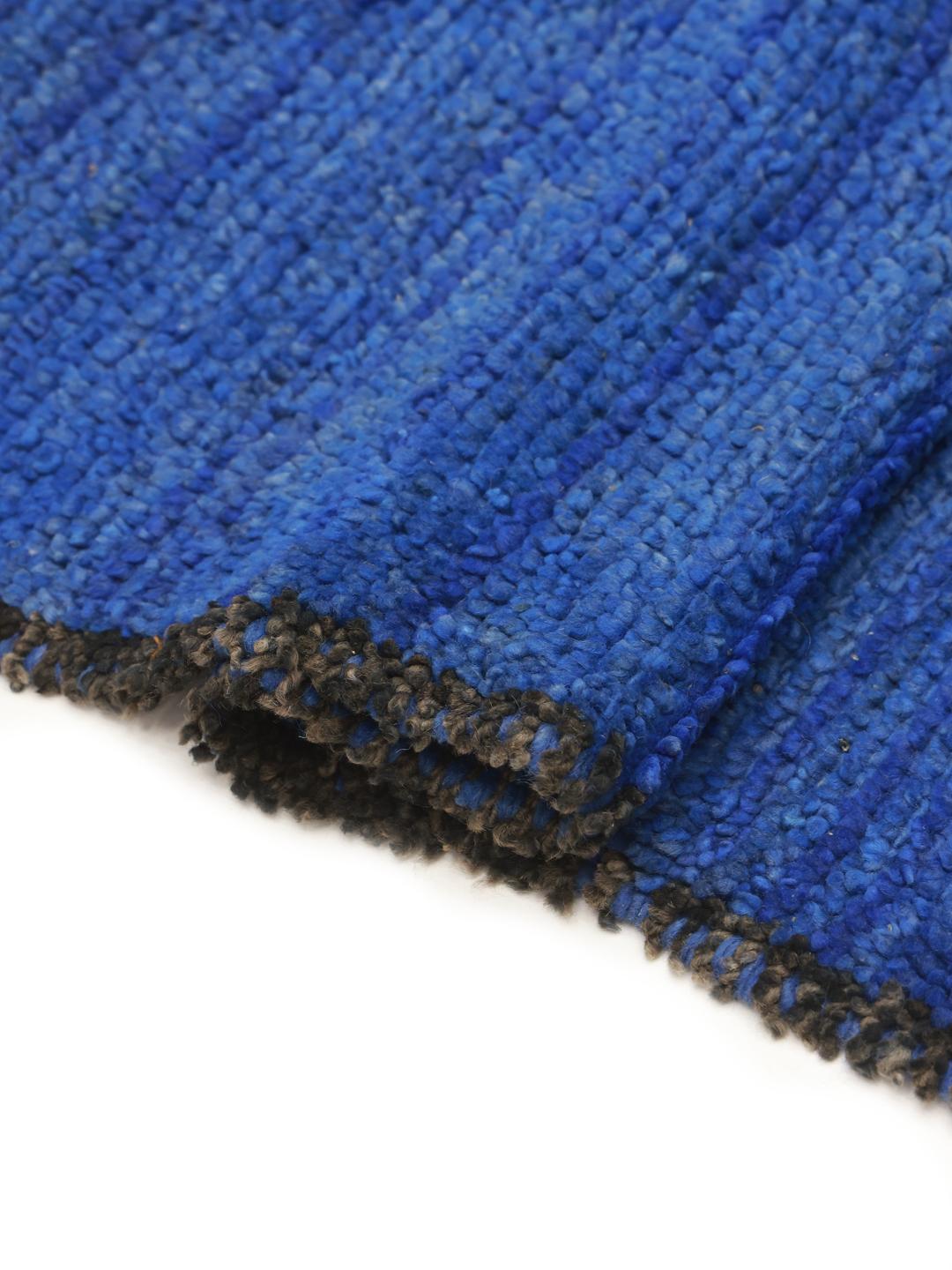 Marokkanischer Vintage-Läufer in Blau mit dichtem Wollflor